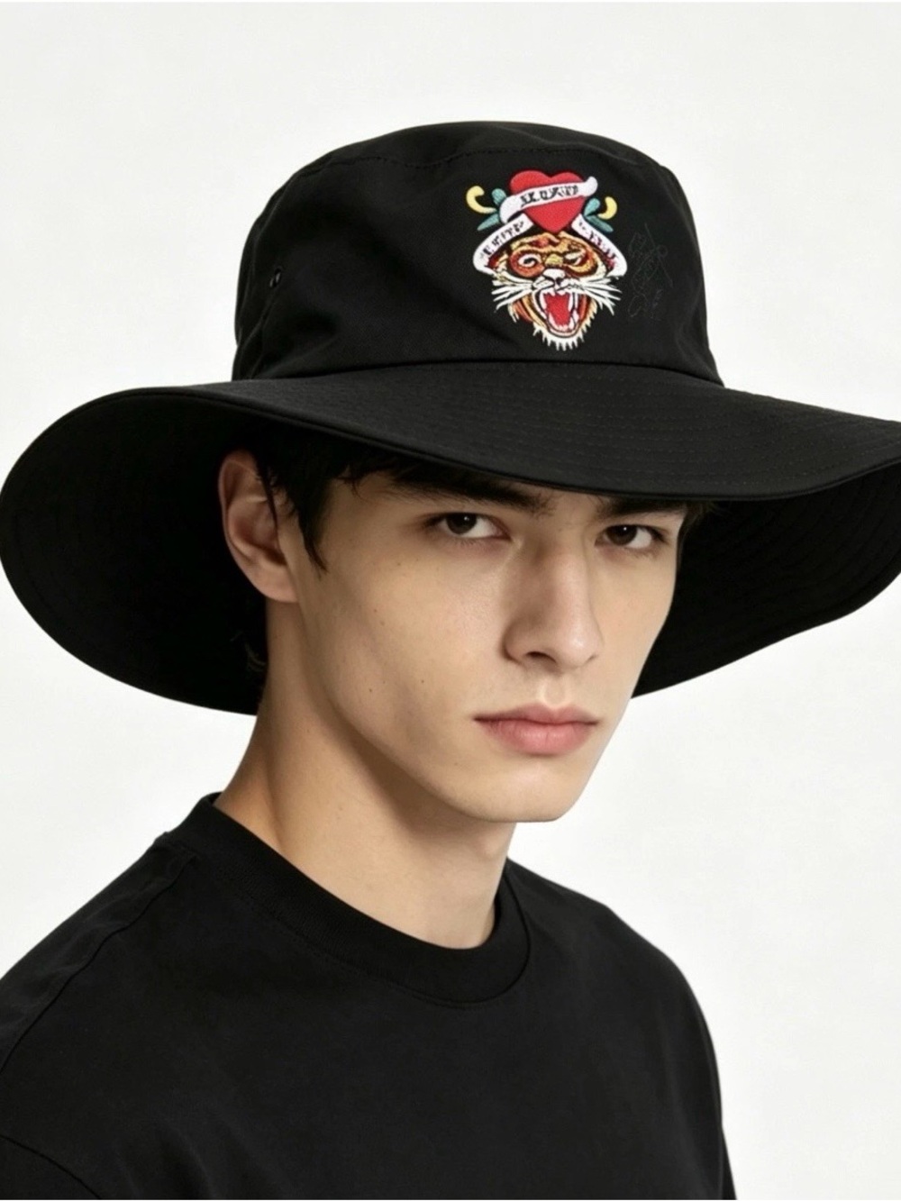 Ed Hardy Unisex Wide Brim Bucket Hat